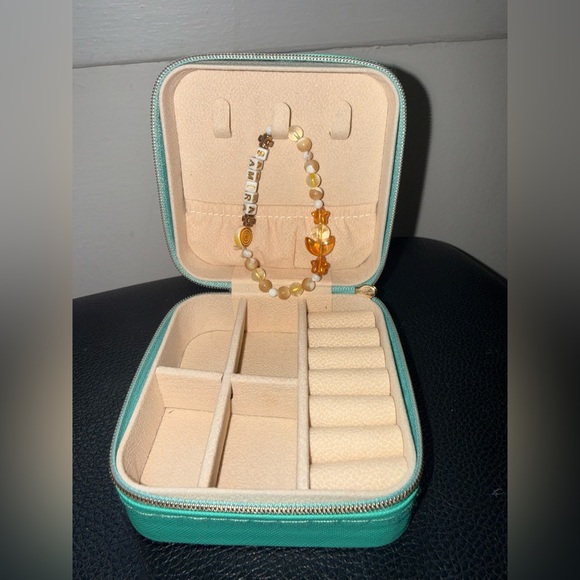 Rocksbox Jewelry Box Audrey Hepburn Print - Picture 5 of 9